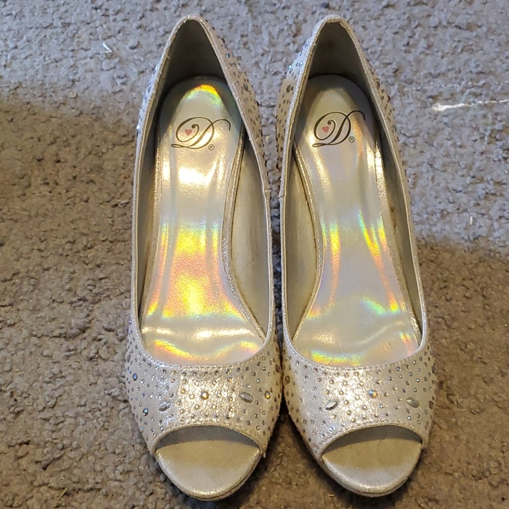 Silver sparkling heels